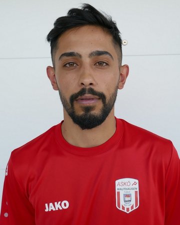 Seyshamil Türker